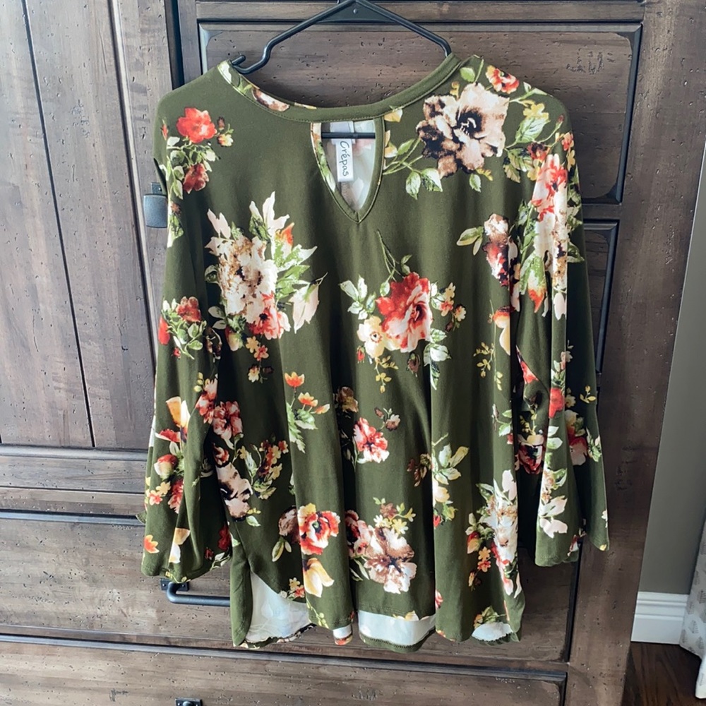 Very soft green floral dress shirt